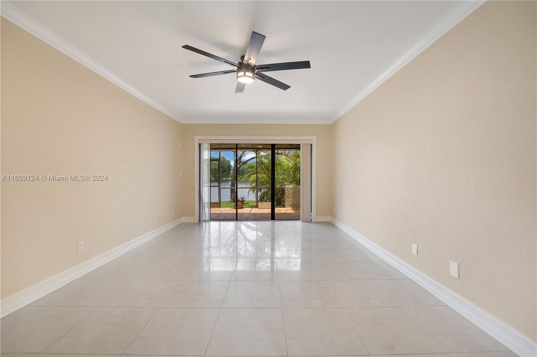 Active With Contract: $3,500 (2 beds, 2 baths, 1560 Square Feet)