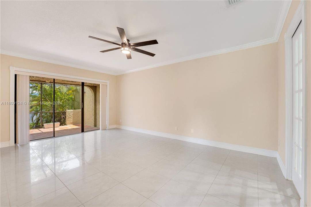 Active With Contract: $3,500 (2 beds, 2 baths, 1560 Square Feet)