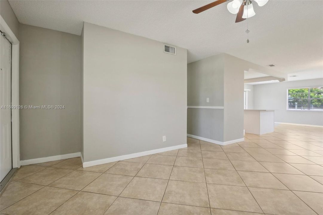 For Sale: $479,900 (3 beds, 2 baths, 1608 Square Feet)