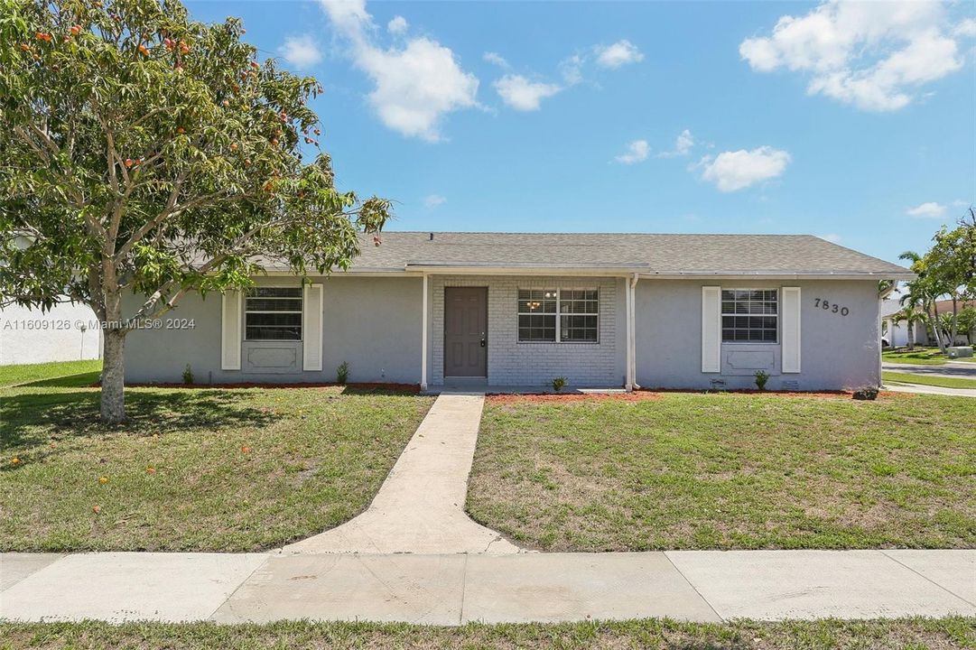 For Sale: $479,900 (3 beds, 2 baths, 1608 Square Feet)