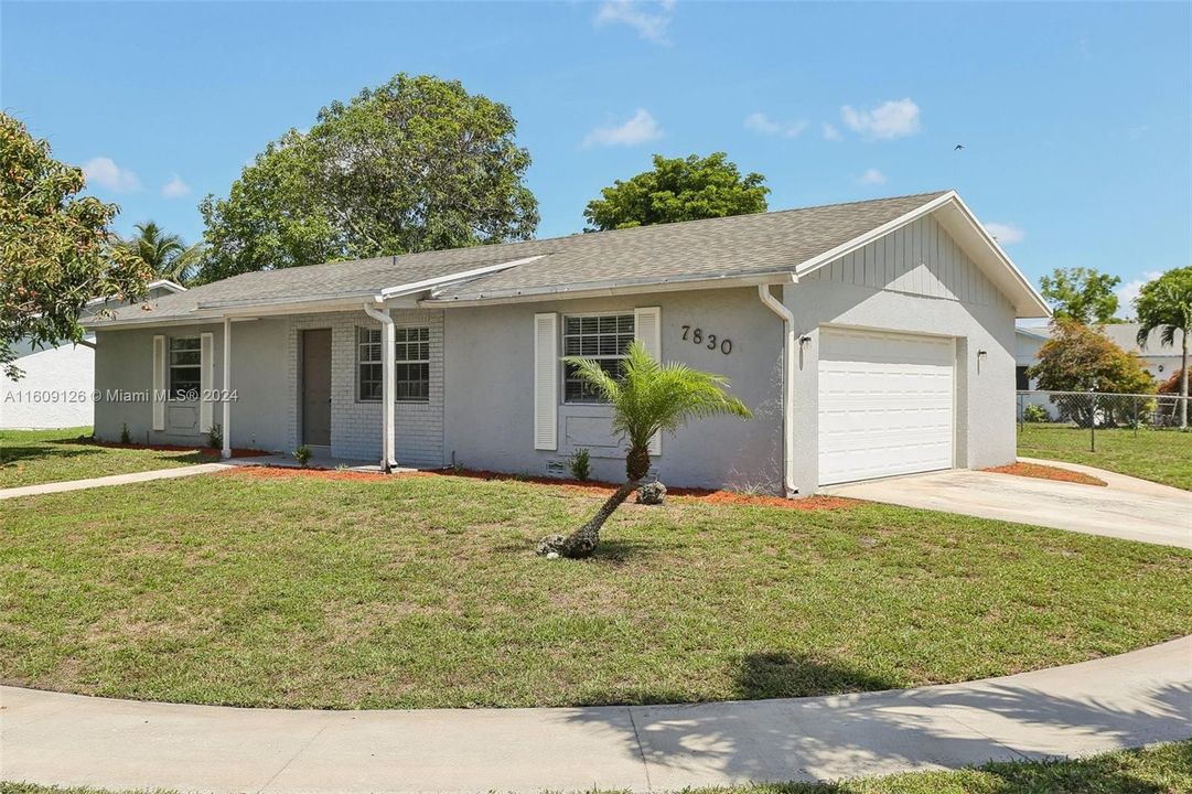 For Sale: $479,900 (3 beds, 2 baths, 1608 Square Feet)