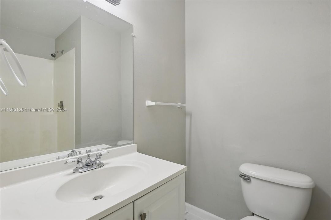 For Sale: $479,900 (3 beds, 2 baths, 1608 Square Feet)