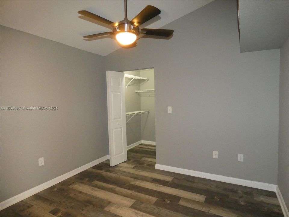 For Rent: $2,495 (2 beds, 2 baths, 1100 Square Feet)