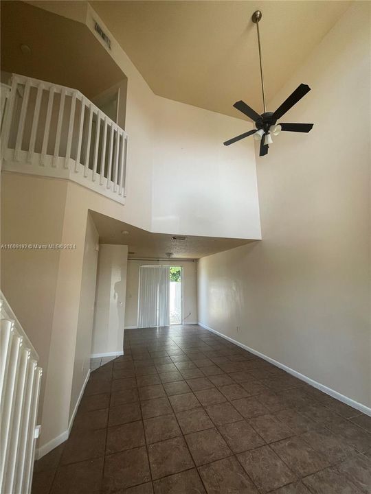 For Rent: $3,150 (3 beds, 2 baths, 1416 Square Feet)