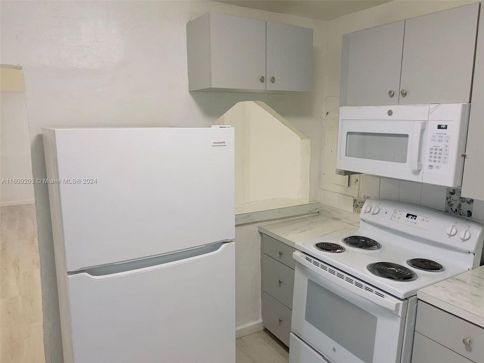 11900 SW 216th Street - Kitchen