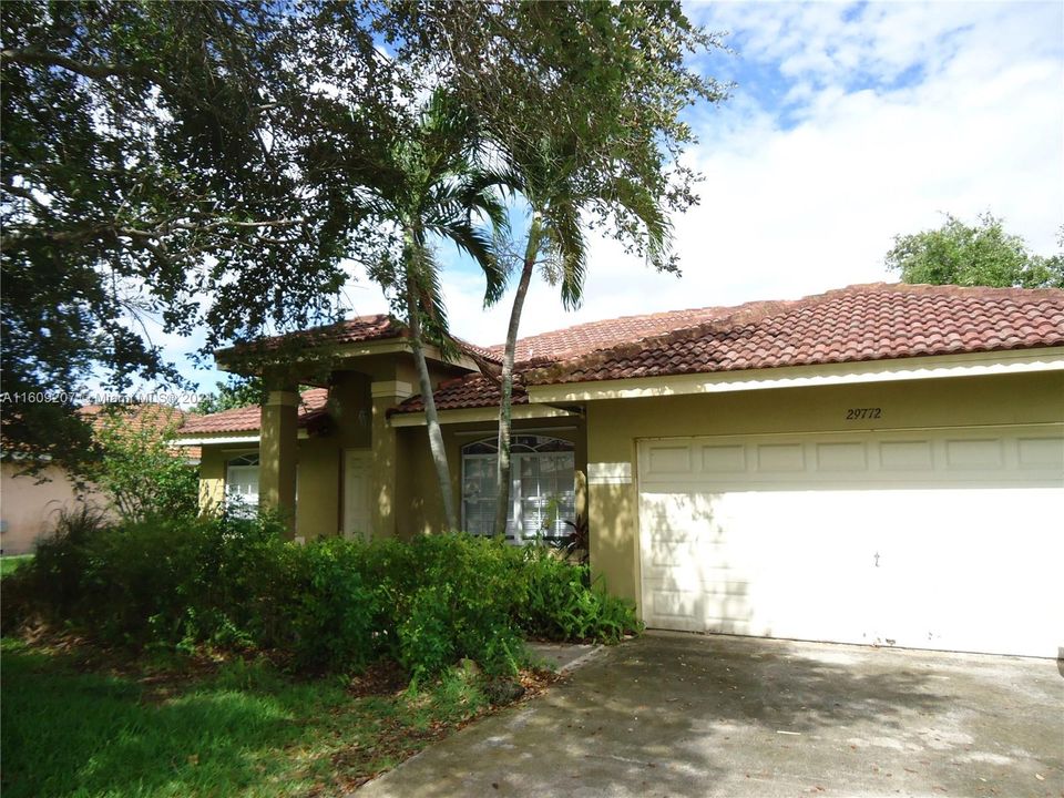 Recently Sold: $560,000 (3 beds, 2 baths, 1773 Square Feet)