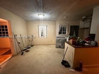 For Sale: $375,000 (2 beds, 1 baths, 1000 Square Feet)