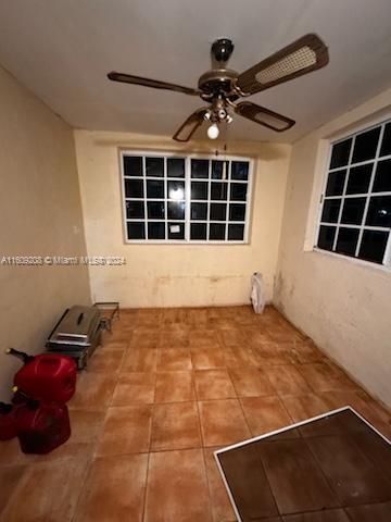 Vendido Recientemente: $375,000 (2 camas, 1 baños, 1000 Pies cuadrados)