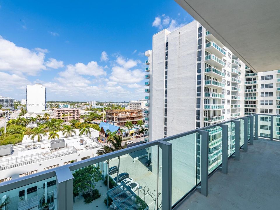 For Sale: $4,900,000 (3 beds, 3 baths, 2133 Square Feet)