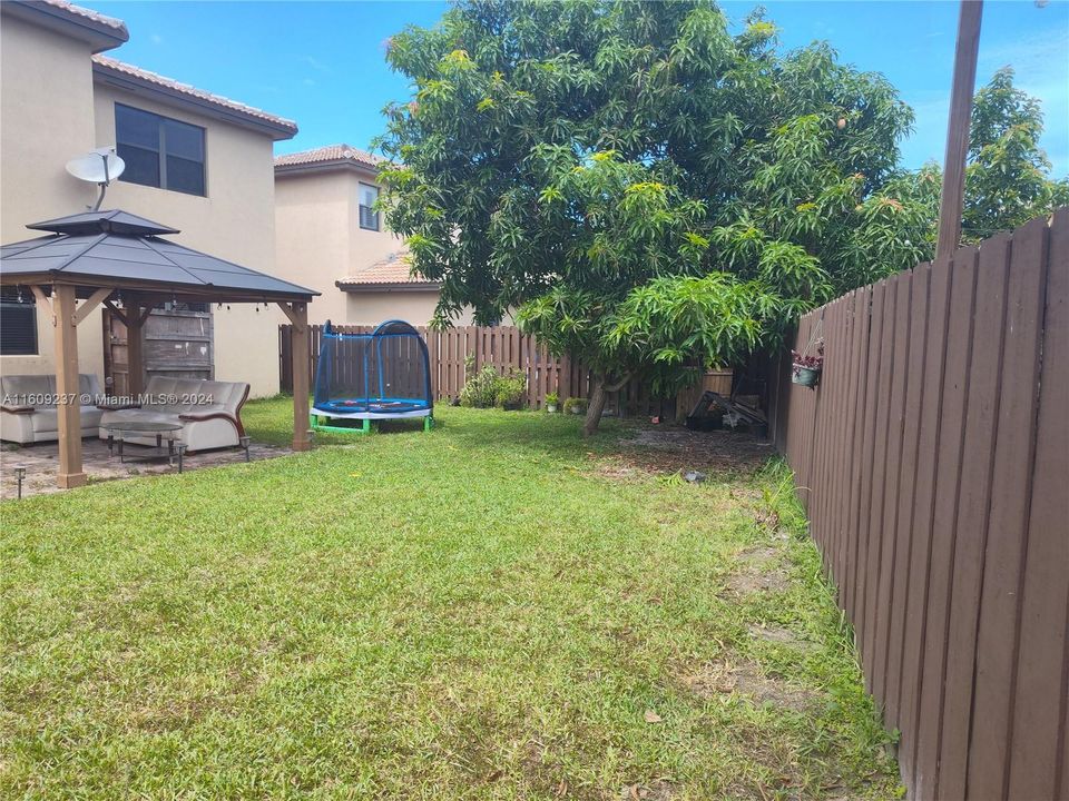 Active With Contract: $590,000 (4 beds, 2 baths, 2437 Square Feet)