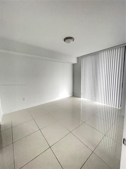 For Rent: $3,499 (2 beds, 2 baths, 1064 Square Feet)