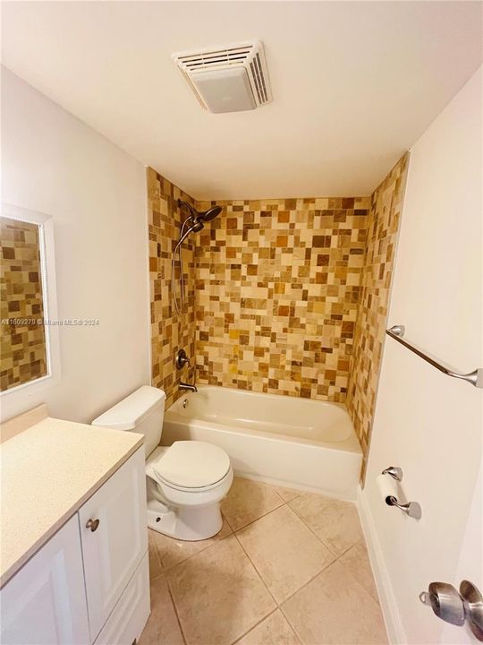 待售: $248,000 (3 贝兹, 2 浴室, 1760 平方英尺)