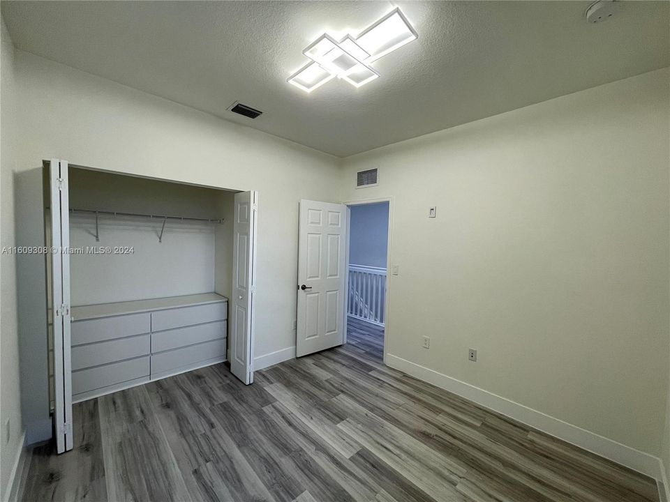 For Rent: $3,150 (3 beds, 2 baths, 1545 Square Feet)