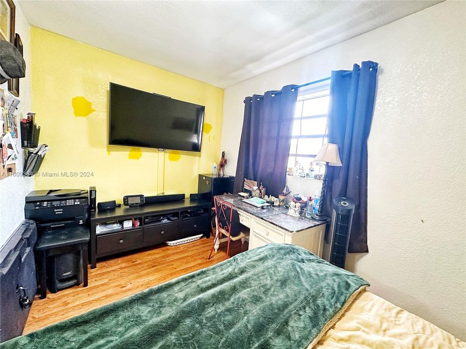 Vendido Recientemente: $315,000 (2 camas, 3 baños, 1190 Pies cuadrados)