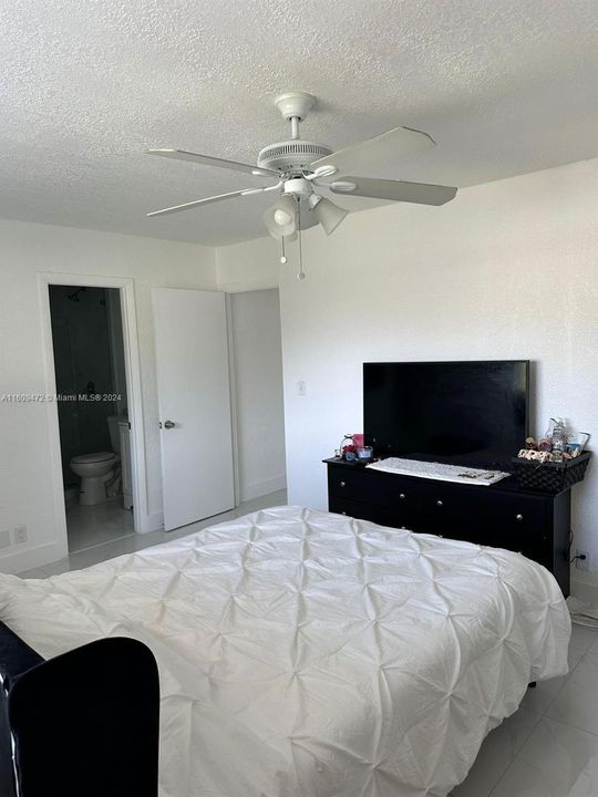 For Rent: $2,600 (3 beds, 2 baths, 1458 Square Feet)