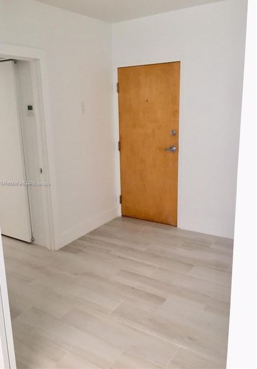 Recently Rented: $1,800 (1 beds, 1 baths, 409 Square Feet)