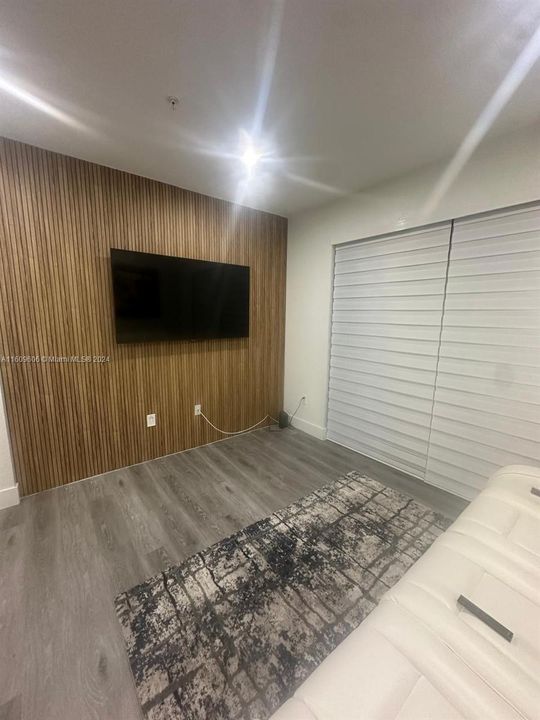 Activo con contrato: $325,000 (2 camas, 2 baños, 1130 Pies cuadrados)