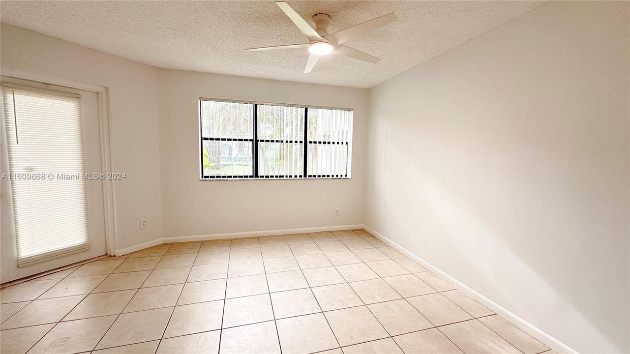 Recently Rented: $1,770 (1 beds, 1 baths, 650 Square Feet)