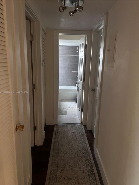 For Rent: $2,200 (2 beds, 2 baths, 1092 Square Feet)