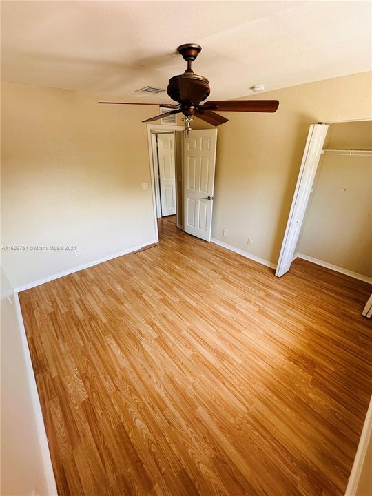 For Rent: $3,250 (4 beds, 2 baths, 1848 Square Feet)