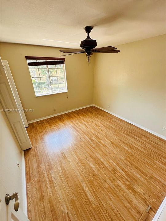 For Rent: $3,250 (4 beds, 2 baths, 1848 Square Feet)