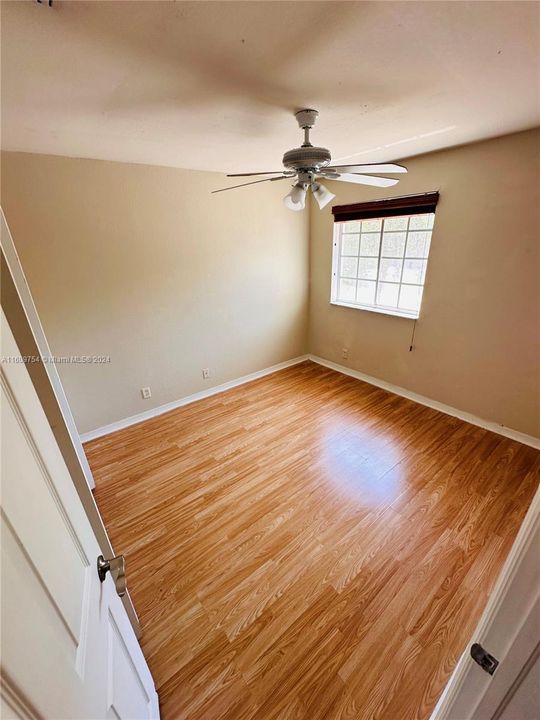 For Rent: $3,250 (4 beds, 2 baths, 1848 Square Feet)