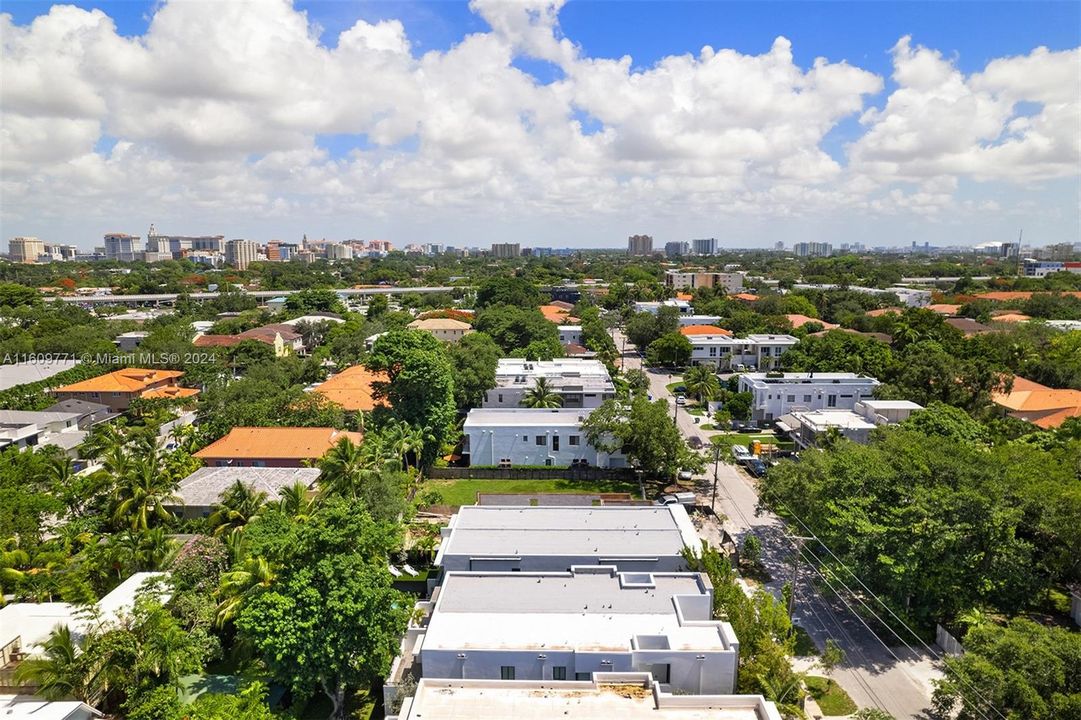 Active With Contract: $2,490,000 (4 beds, 3 baths, 2600 Square Feet)