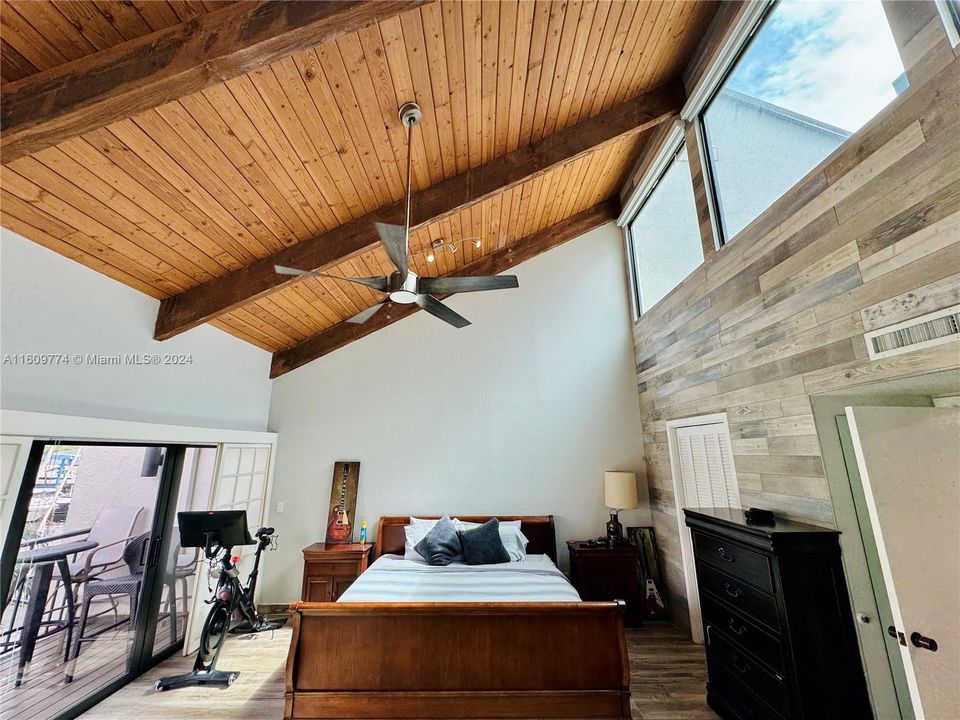 Main bedroom with vaulted ceilings