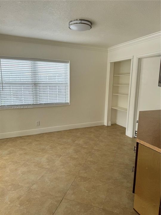 For Rent: $3,900 (3 beds, 2 baths, 1771 Square Feet)