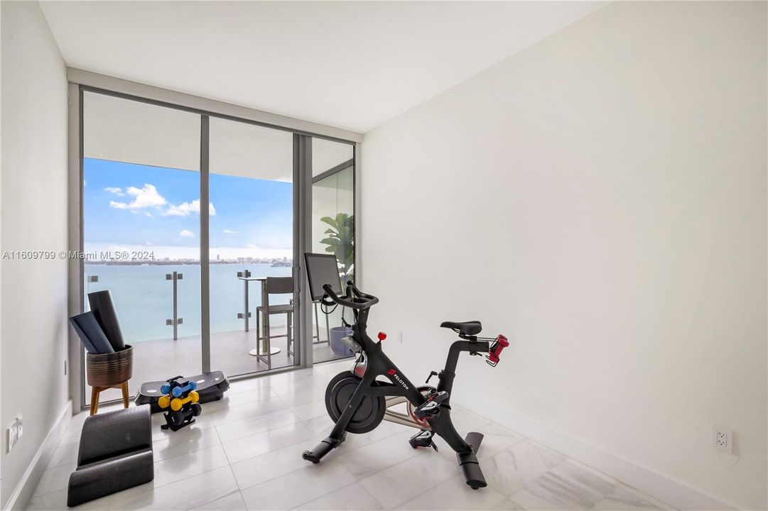 For Sale: $2,799,000 (2 beds, 3 baths, 2141 Square Feet)