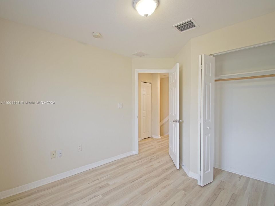 For Rent: $2,900 (3 beds, 2 baths, 1640 Square Feet)