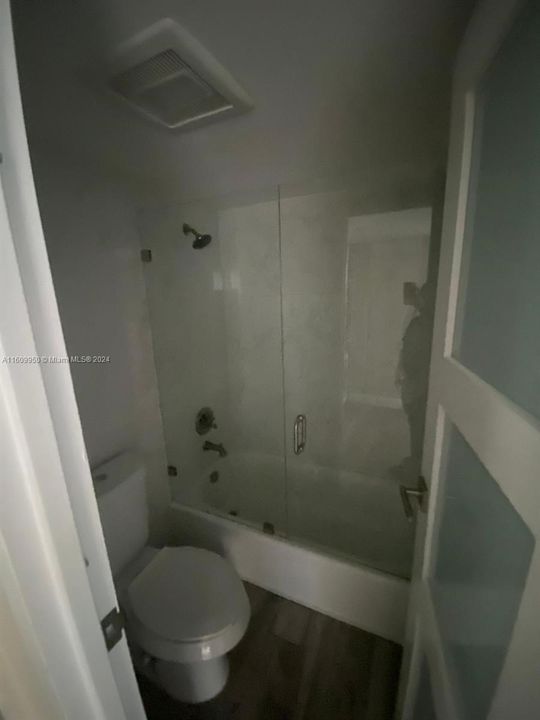 For Rent: $3,450 (2 beds, 2 baths, 1357 Square Feet)