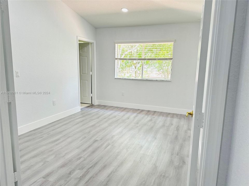 For Rent: $2,900 (2 beds, 2 baths, 1450 Square Feet)