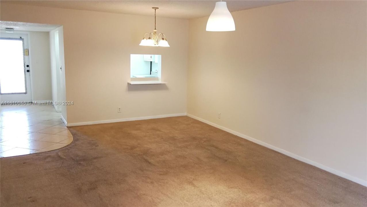 For Rent: $1,800 (2 beds, 2 baths, 1179 Square Feet)
