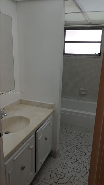 For Rent: $1,650 (2 beds, 2 baths, 1179 Square Feet)