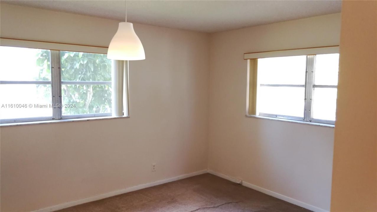 For Rent: $1,800 (2 beds, 2 baths, 1179 Square Feet)