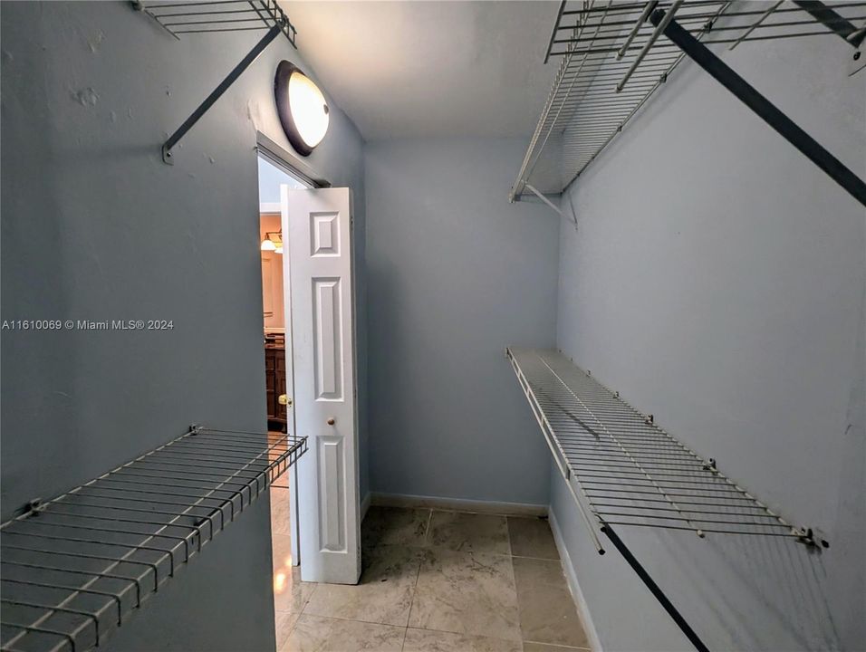 For Rent: $2,800 (2 beds, 2 baths, 1152 Square Feet)