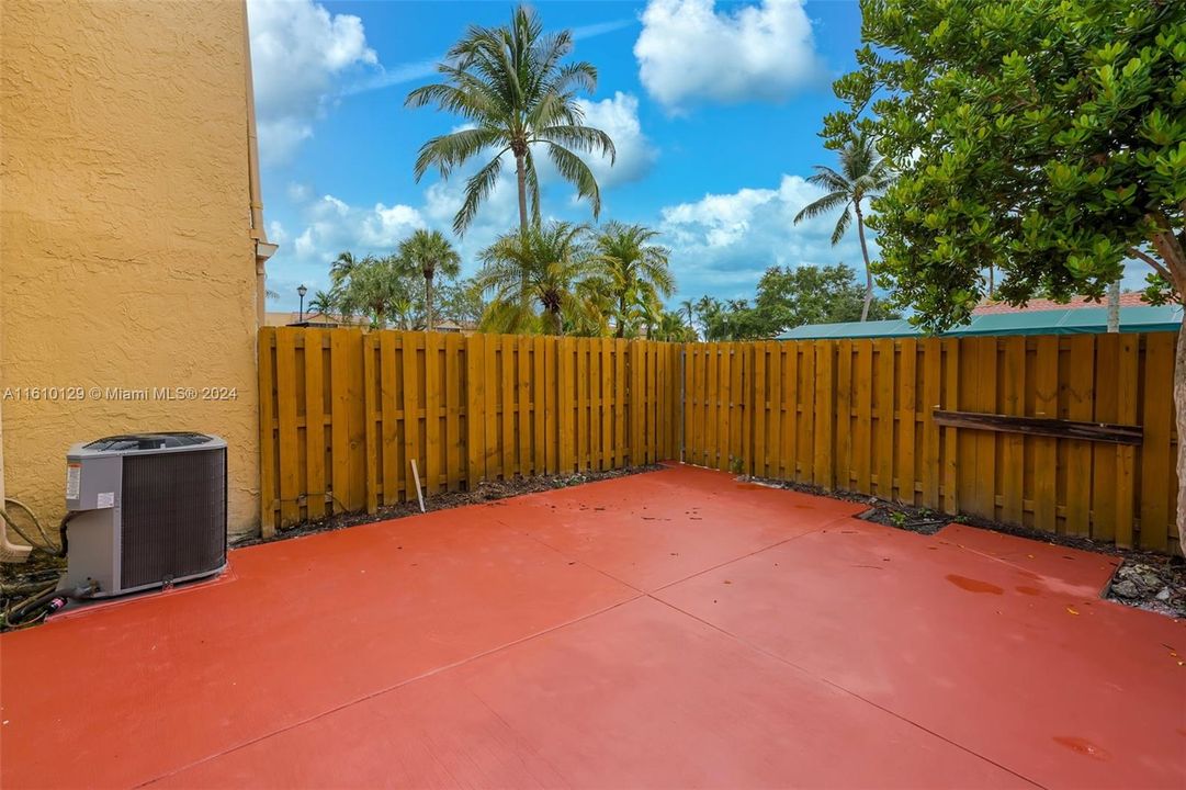 For Sale: $440,000 (3 beds, 2 baths, 1764 Square Feet)