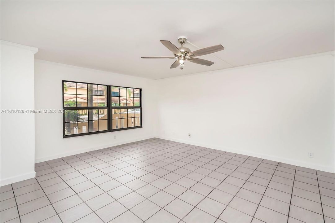 For Sale: $440,000 (3 beds, 2 baths, 1764 Square Feet)