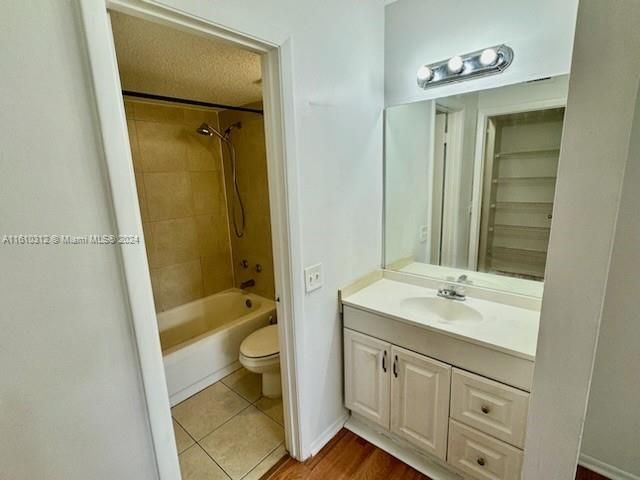 For Rent: $1,590 (1 beds, 1 baths, 600 Square Feet)
