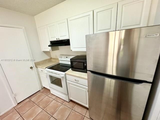 For Rent: $1,590 (1 beds, 1 baths, 600 Square Feet)