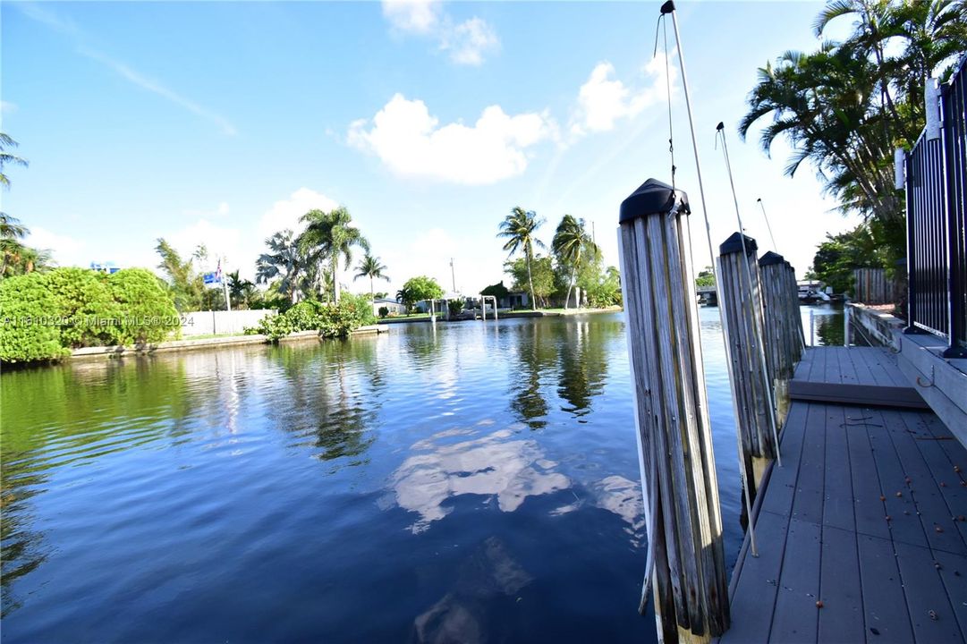 For Sale: $779,000 (3 beds, 2 baths, 1792 Square Feet)