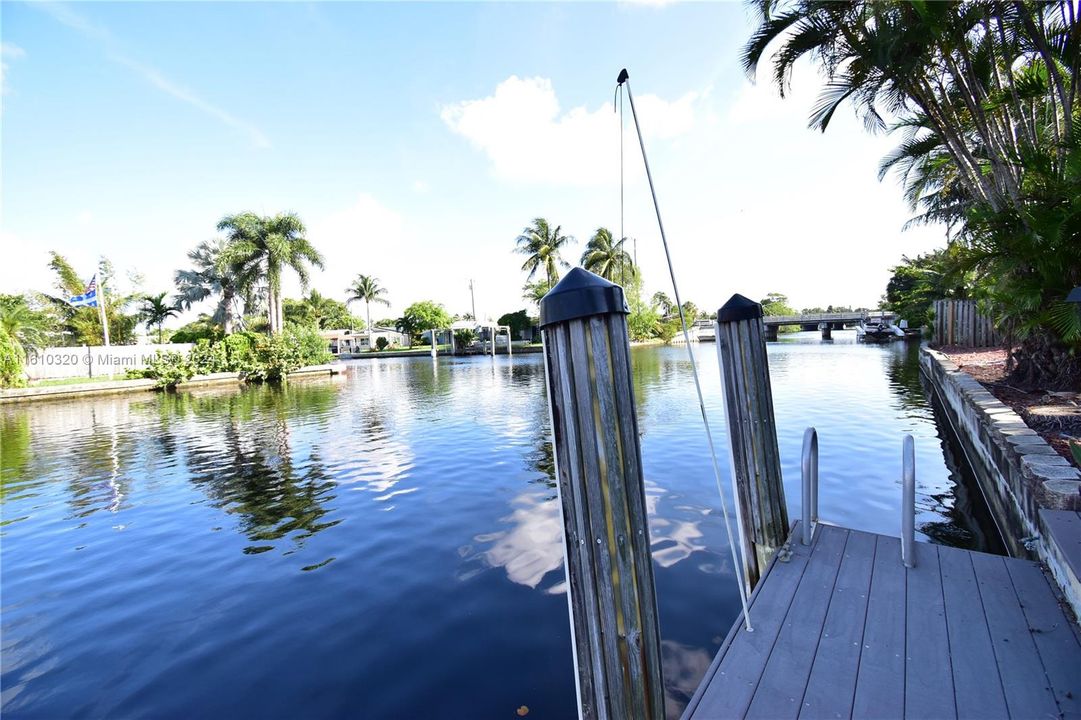 For Sale: $779,000 (3 beds, 2 baths, 1792 Square Feet)