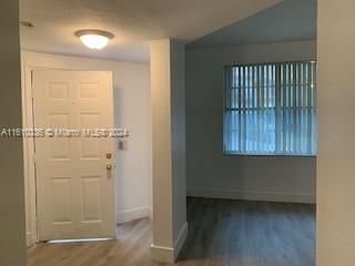 For Rent: $2,400 (2 beds, 2 baths, 1064 Square Feet)