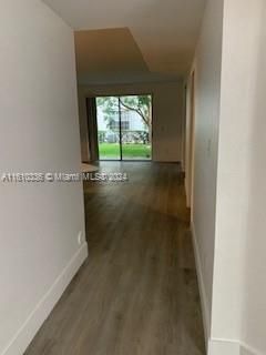 For Rent: $2,400 (2 beds, 2 baths, 1064 Square Feet)