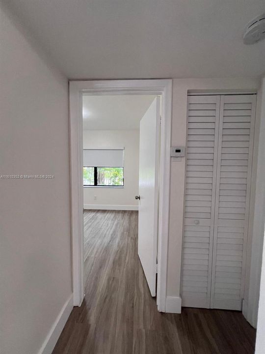 Active With Contract: $2,450 (2 beds, 2 baths, 750 Square Feet)