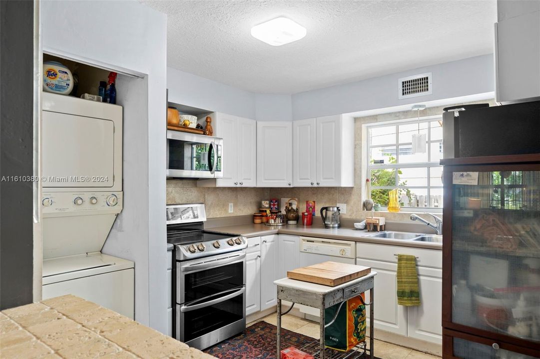 For Sale: $597,900 (2 beds, 2 baths, 0 Square Feet)
