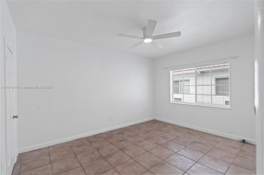 For Rent: $1,750 (1 beds, 1 baths, 650 Square Feet)