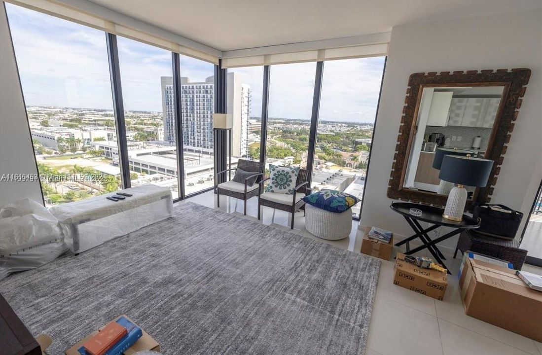 Recently Sold: $525,000 (2 beds, 2 baths, 1097 Square Feet)