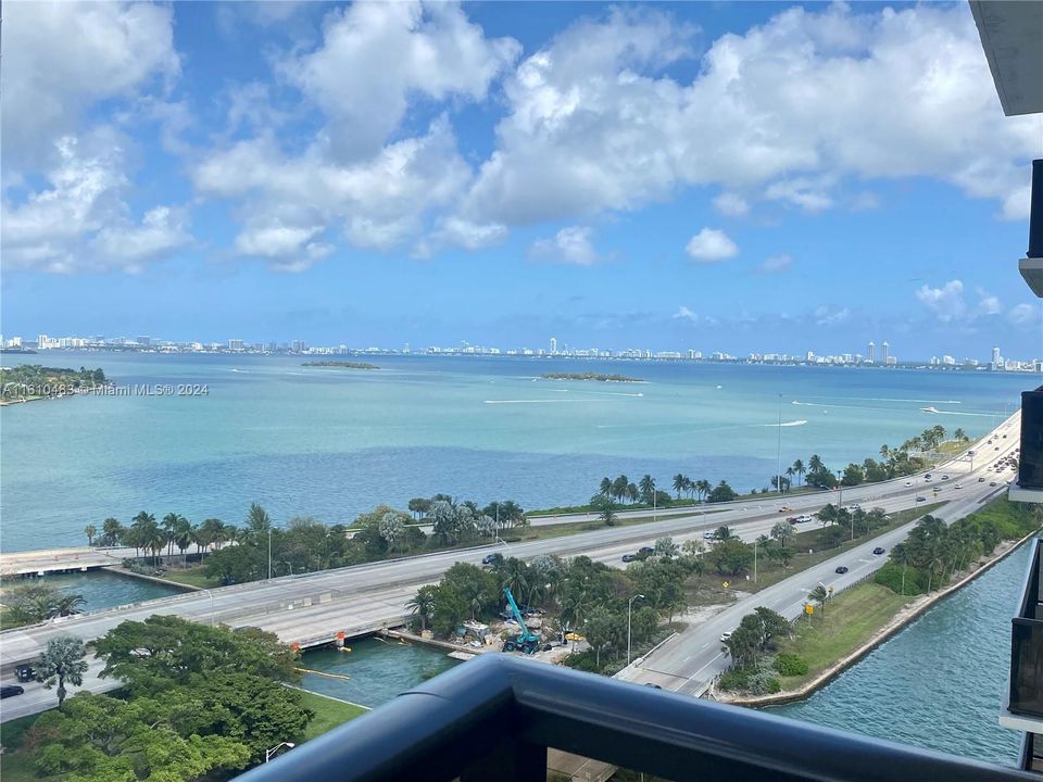 Recently Rented: $2,600 (1 beds, 1 baths, 757 Square Feet)